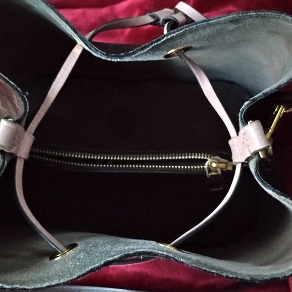 LOUIS VUITTON NEONOE 2018. - Picture 9 of 9